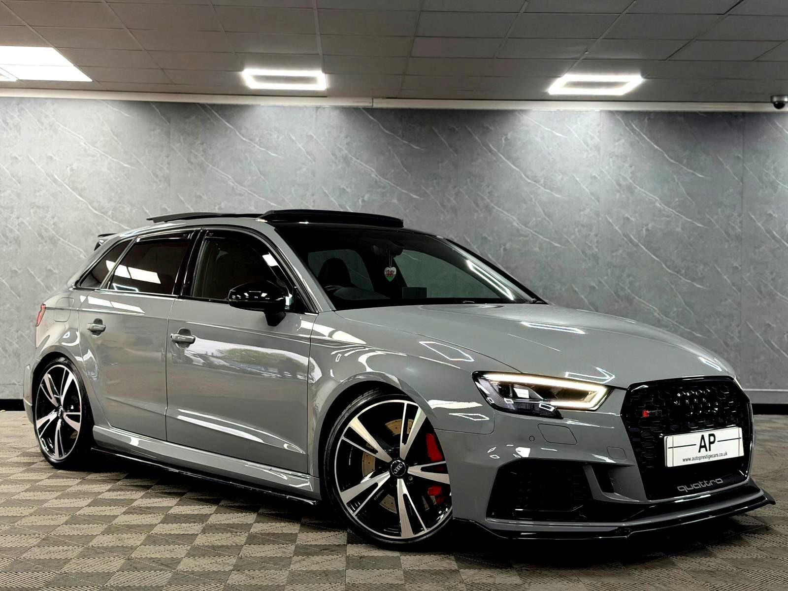 Audi RS3 secondary view